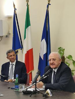 Sanità, De Luca: «Oltre un miliardo per le strutture»