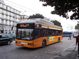 Accoltellato autista di bus, preso un 60enne