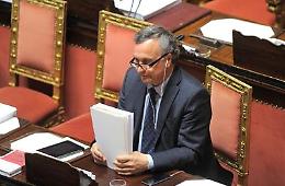 Scontro sul Def, il viceministro Bubbico si dimette