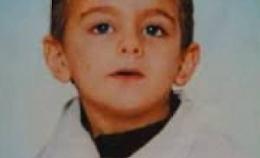 Bimbo precipitato al Parco Verde, assolti madre ed ex compagno