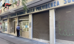 Furbetti del reddito, a Napoli scoperti 2.441 irregolari