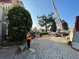 Crollo al cimitero di Poggioreale, via al recupero delle salme