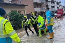 Alluvione Toscana, 5 morti. Verso lo stato di emergenza