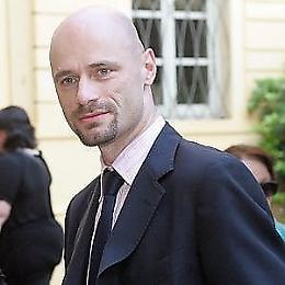 Bibbiano, revocato obbligo di dimora al sindaco Carletti 