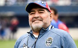 Maradona, investigatori vogliono una Commissione medica. L'ex medico: «Morto per negligenza, incoscienza e inesperienza»
