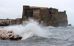 Allerta meteo domenica e lunedì, il sindaco chiude parchi e cimiteri