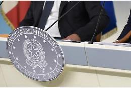 Nuove misure dal 7 gennaio, Italia zona arancione: due ipotesi