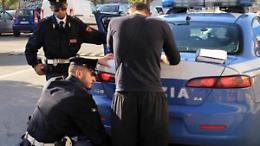 Controlli movida, denunciati 4 parcheggiatori abusivi