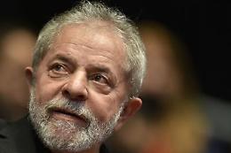 Scandalo Petrobras, Lula prelevato dalla polizia per essere interrogato