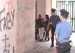 Ucciso davanti alla compagna, sei fermi tra cui boss Di Micco