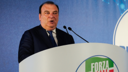 Fi, Martusciello-Savastano: opposizione in Regione e in Comune