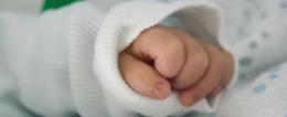 Neonato muore dopo un mese: indagati tre medici