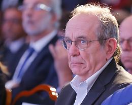 Padoan a Napoli: «Le misure per il Sud stanno funzionando»