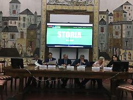 Portici, presentata "Tutta n'ata storia"