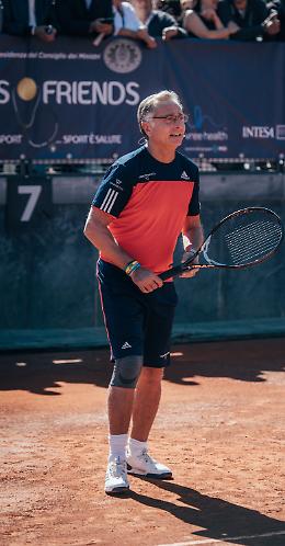 “Tennis & Friends”, parata di stelle per la prevenzione sul lungomare