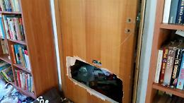Napoli, vandalizzata la sede della onlus in piazza Cavour