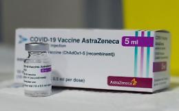 Vaccino Astrazeneca anche agli under 60, per l'Aifa nessun limite d'età