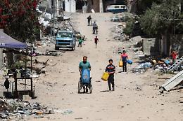 Gaza, media: «Da Hamas via libera a prima fase accordo. Al Cairo progressi significativi»