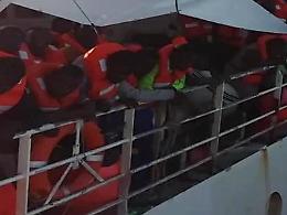 Migranti, l'85% degli arrivi in Italia