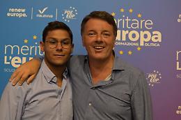 Renzi: «Tweet su giovane candidato col Rolex? Sono alla frutta»