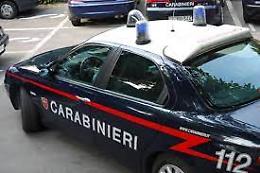 Tentò di rapinare tre ragazze, arrestato