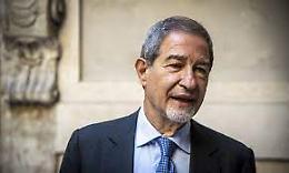 Campi Flegrei, il ministro Musumeci: «Imprudenti ipotesi abbattimenti edifici»