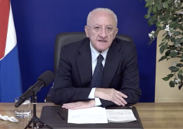 De Luca: «Nuovo concorso della Regione per 5mila giovani»