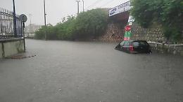 Bomba d'acqua in Campania: superstrada bloccata, chiusa l'Università di Fisciano