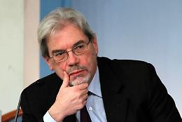 De Magistris a Roma dal ministro De Vincenti
