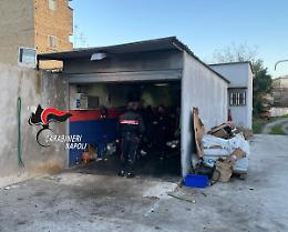 Cimitero di auto rubate a Secondigliano, due arresti