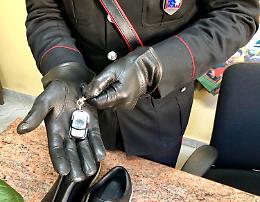 Furti seriali sulle auto con l'aiuto di un "disturbatore"