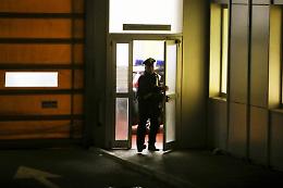 Insegnante accoltellata a scuola a Varese, arrestato lo studente