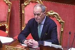 Autonomia, Calderoli: «Stanco del "chiagne e fotti"», l'opposizione si infuria 