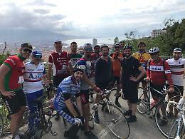 Napoli Bike Festival, ciclisti in bici d'epoca al centro storico e a Capodimonte