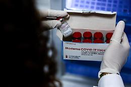 Vaccino Pfizer e Moderna, seconda dose dopo 42 giorni: indicazione Cts