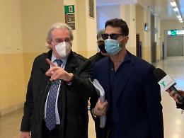 Fabrizio Corona di nuovo in tribunale e alza la voce: «Sto bene ma sono arrabbiato»