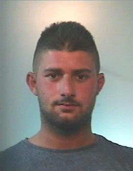 Anziani rapinati con la tecnica del “filo”: due arresti