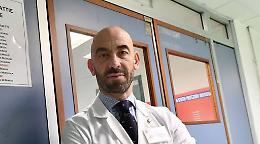 Scuola, Bassetti: «Prematuro decidere su settembre»