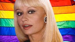Una strada per Pannella e la Carrà, la proposta di Arcigay Napoli