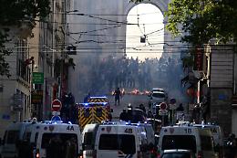 Scontri Francia, un morto a Marsiglia