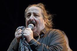 Addio a Marcello Colasurdo, maestro della tammorra