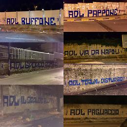 Ultras Napoli, monta la protesta: decine di murales contro De Laurentiis