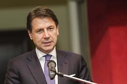 Conte: «Non siamo più di fronte all'esplosione della pandemia»