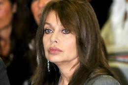 Berlusconi, decorso normale. Veronica: preoccupata