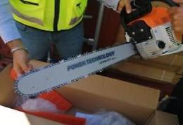 Decespugliatori e motoseghe cinesi, sequestro a Napoli