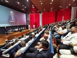 Confcommercio, Sangalli: 120mila imprese rischiano subito la chiusura 