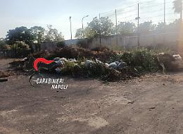 Stadio comunale in disuso diventa una discarica
