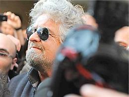 Roma, Grillo avverte: «Se vinciamo a Roma effetti collaterali pesantissimi»