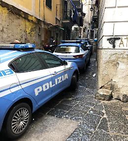 Prima il furto, poi la lite nel condominio: arrestato