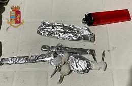 Sorpresi con la droga, finiscono nei guai